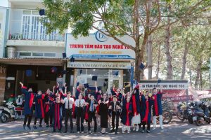 Trung Tâm Đào Tạo Nghề Tóc Đình Sơn Academy